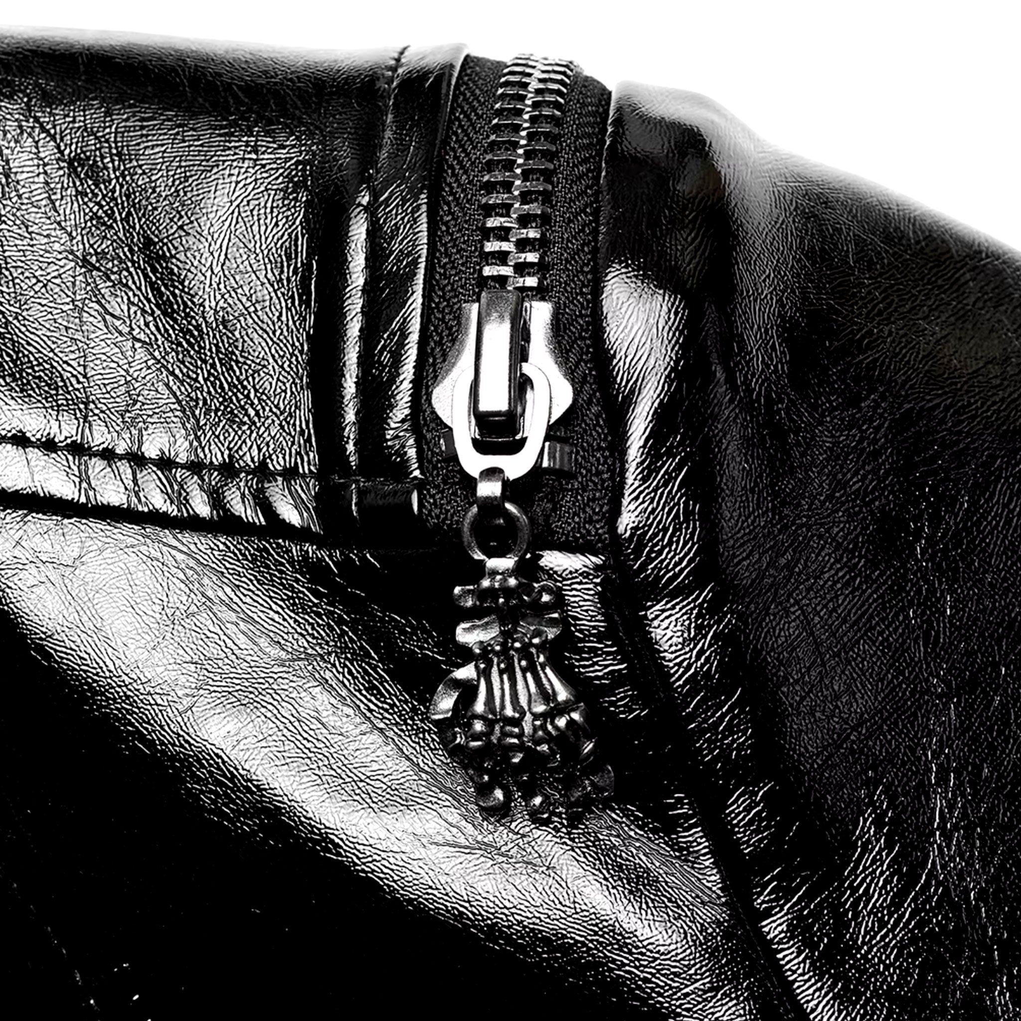 PVC polyester coat jacket trench trenchcoat jersey-knit fabric front zip zipper zippers studded studs shoulders buckle cuffs costume matrix cyberpunk futuristic goth gothic fashion bold glossy long-sleeve longsleeve long sleeve sleeved high-stand collar knee-length black