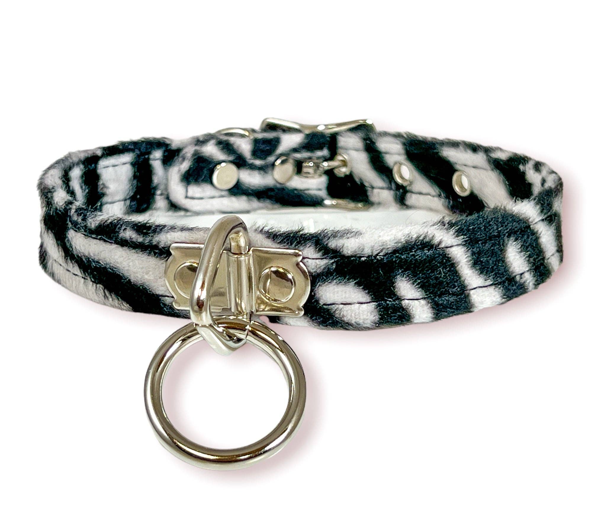 FUZZY LEOPARD BONDAGE CHOKER