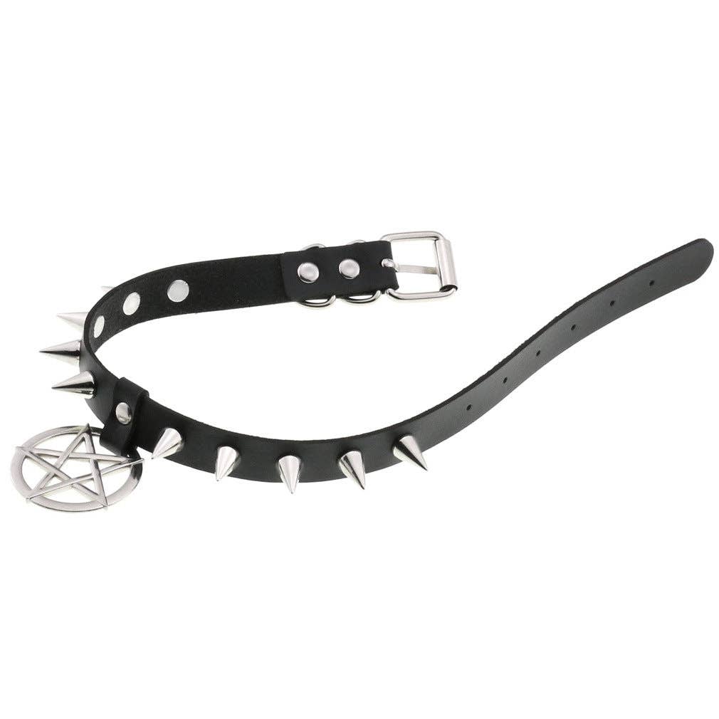 Star Pendant Leather Choker w/ Studs