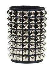 8 ROW PYRAMID STUD SNAP BRACELET