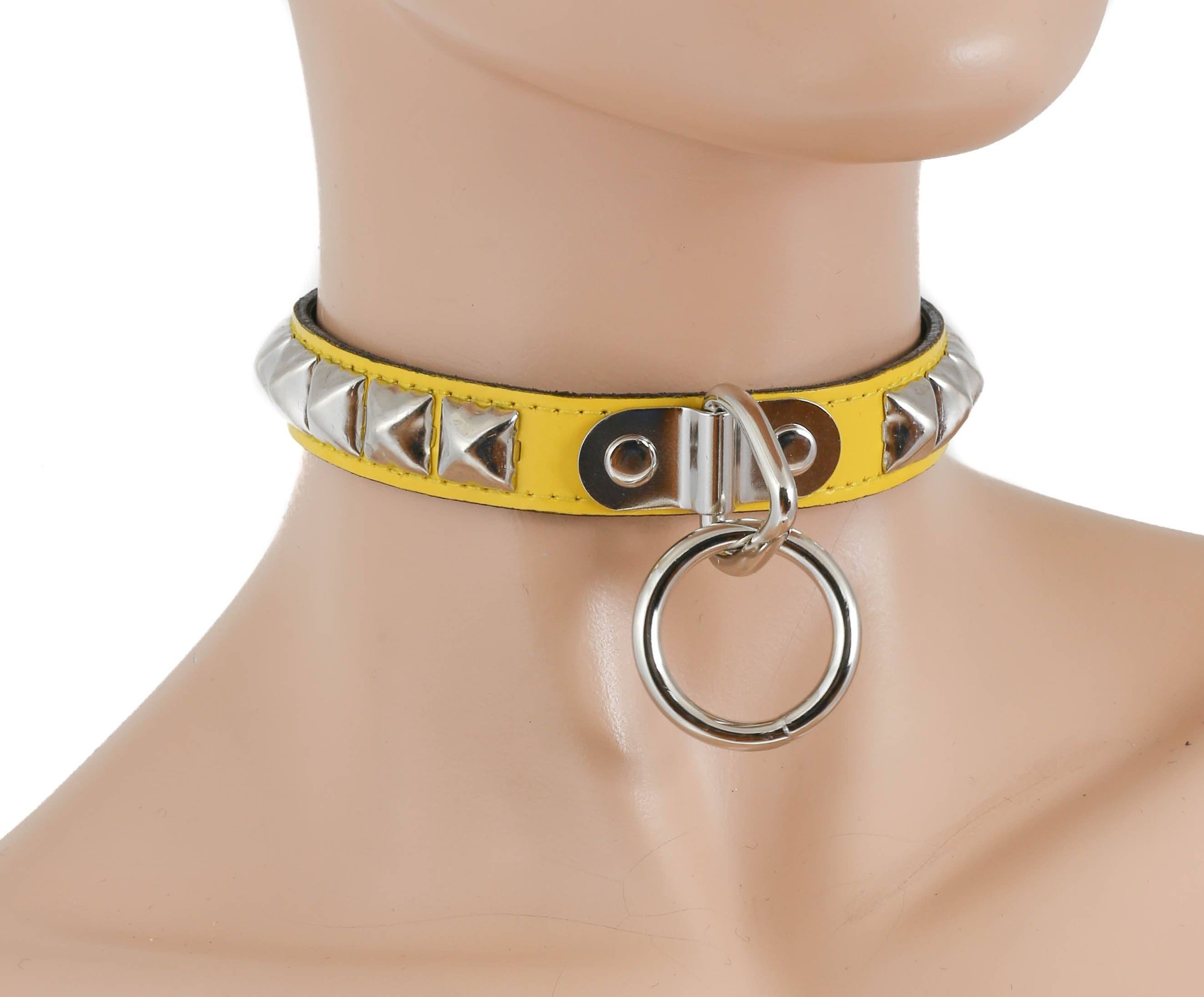 STUDDED BONDAGE CHOKER