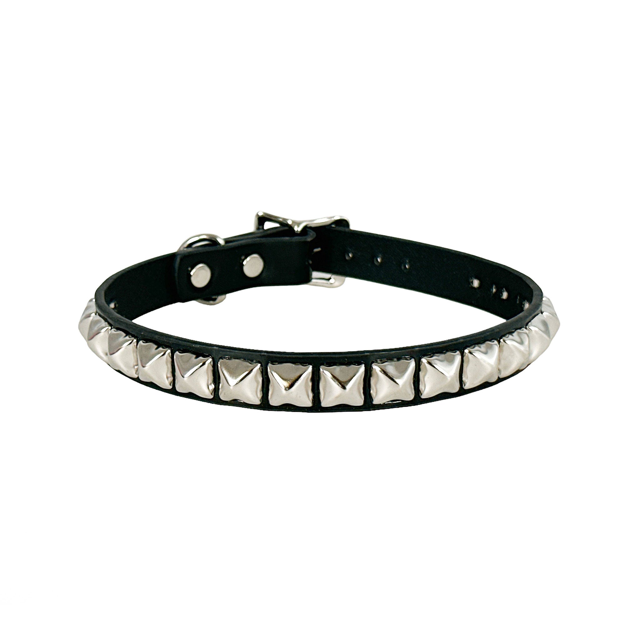 Leather vegan-leather accessories neckwear collar choker studs studded pyramid-studs adjustable buckle edgy spicy chunky fetish fashion alt-fashion alternative punk rock goth gothic emo scene festival rave raver-babe bondage bondage-collar bdsm bdsm-gear bdsm-toys kink kinky kinkwear kinky-toys costume cosplay halloween halloween-accessories gifts unisex silver 