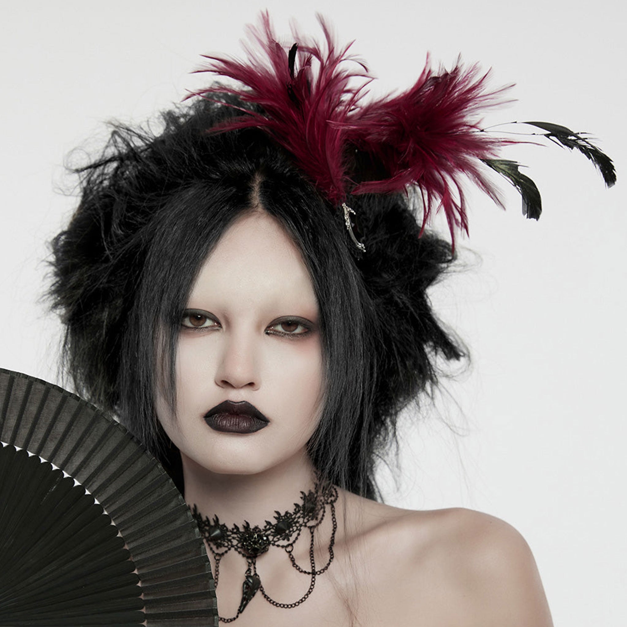 Feathers polyester synthetic-fabric lace aluminum accessories headgear head-gear ornament fascinator hair-clip hairclip poseable adjustable armature versatile timeless opulent dramatic fashion alt-fashion victorian goth gothic romantic masquerade formal fancy costume cosplay halloween ravenette female femme feminine womens red