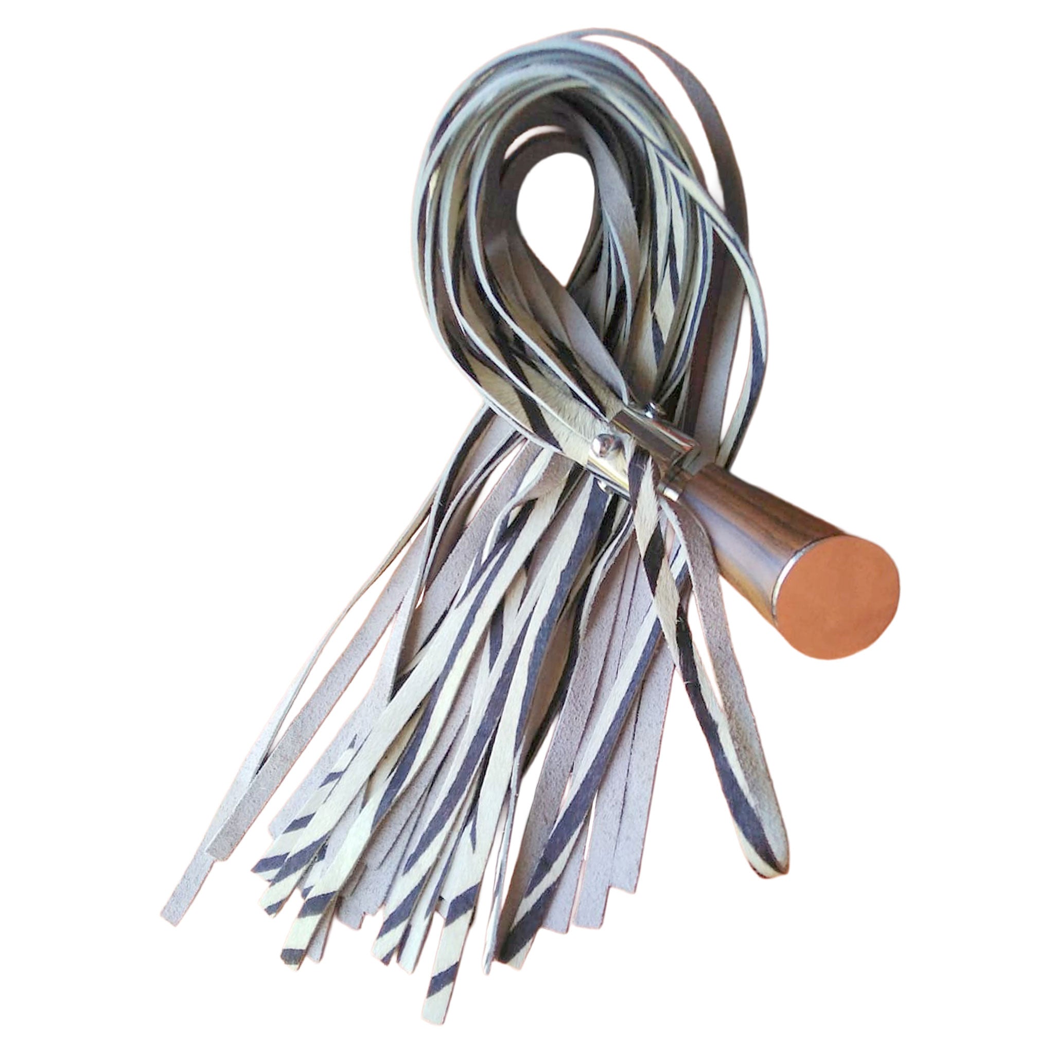 Leather genuine-leather cow-leather metallic-handle accessories flogger whip striped contrast-striping bondage bdsm bdsm-toys bdsm-gear sadism sadist masochism masochist sadomasochism sadomasochist pain punishment discipline kink kinky kinky-play kinky-toys impact impact-toys impact-play adult-toys black white silver