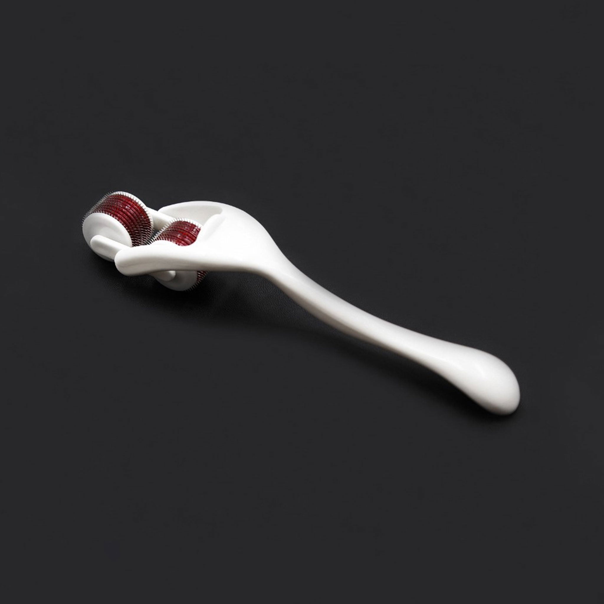 ABS-plastic pinwheel wartenberg variant metallic spikes thorns needles double roller double-wheel 9-rows separate-axis neurological maximum sensation sensory-play medical-play bondage bdsm bdsm-play adult-toys white