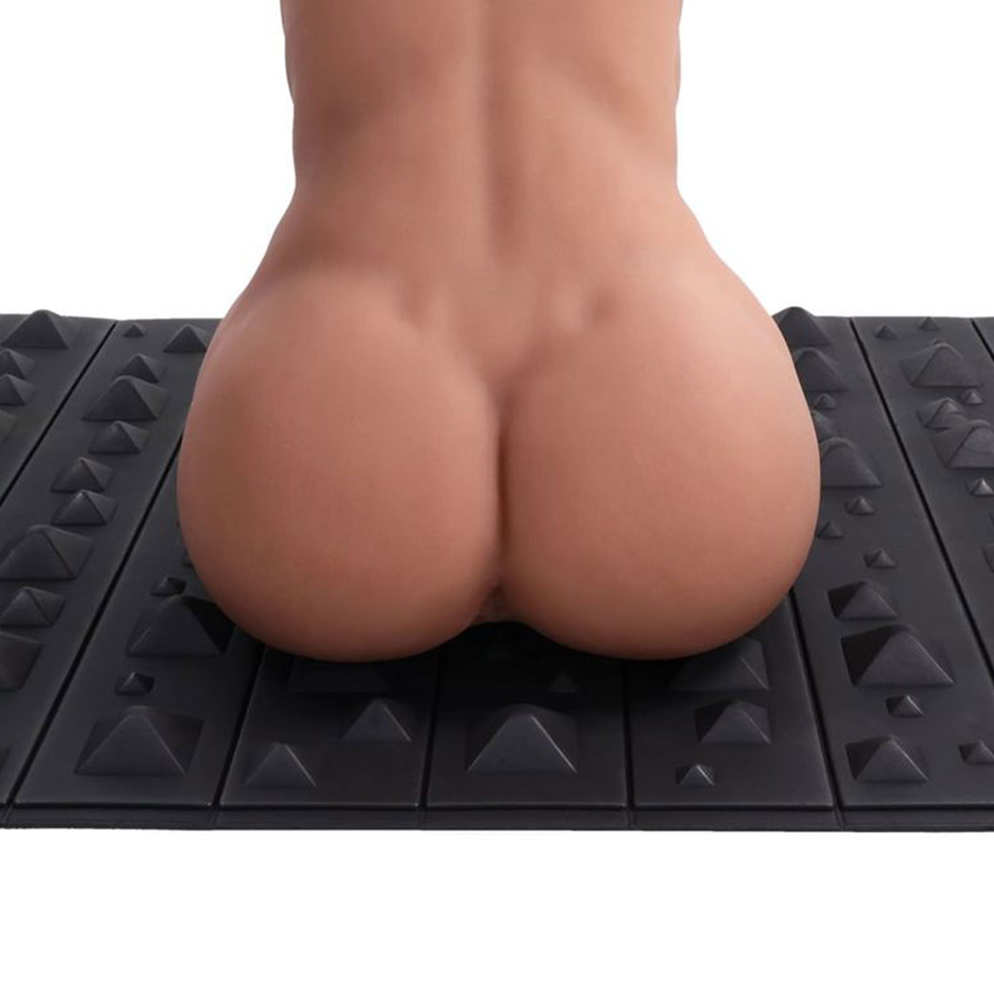 Leather faux-leather PU-leather EVA-foam foam steel-grommets accessories mat spike spiked spikes spike-mat pyramid-spike corner-grommets pressure-point knees kneel kneeling lying-down lay-down sitting sit-down storage-holster rolls-up roll-up dynamic portable durable edgy bondage bdsm bdsm-gear bdsm-toys sadism masochism sadomasochism sadist masochist sadomasochist posture-play pressure-play kink kinky kinky-toys kinky-play sensory sensory-play pain discipline punishment restraint adult-toys unisex black