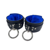 Leather latigo-leather genuine-leather fleece cotton-fleece accessories restraints cuffs wrist wristcuffs dual-layered fleece-lining fur-lining adjustable buckle jingle D-ring O-ring reinforced triple-reinforced durable soft luxury jingling fetish fashion alt-fashion bondage bdsm bdsm-fashion bdsm-gear restraints kink kinky kinky-gear kinkwear kinky-play adult-toys unisex black blue
