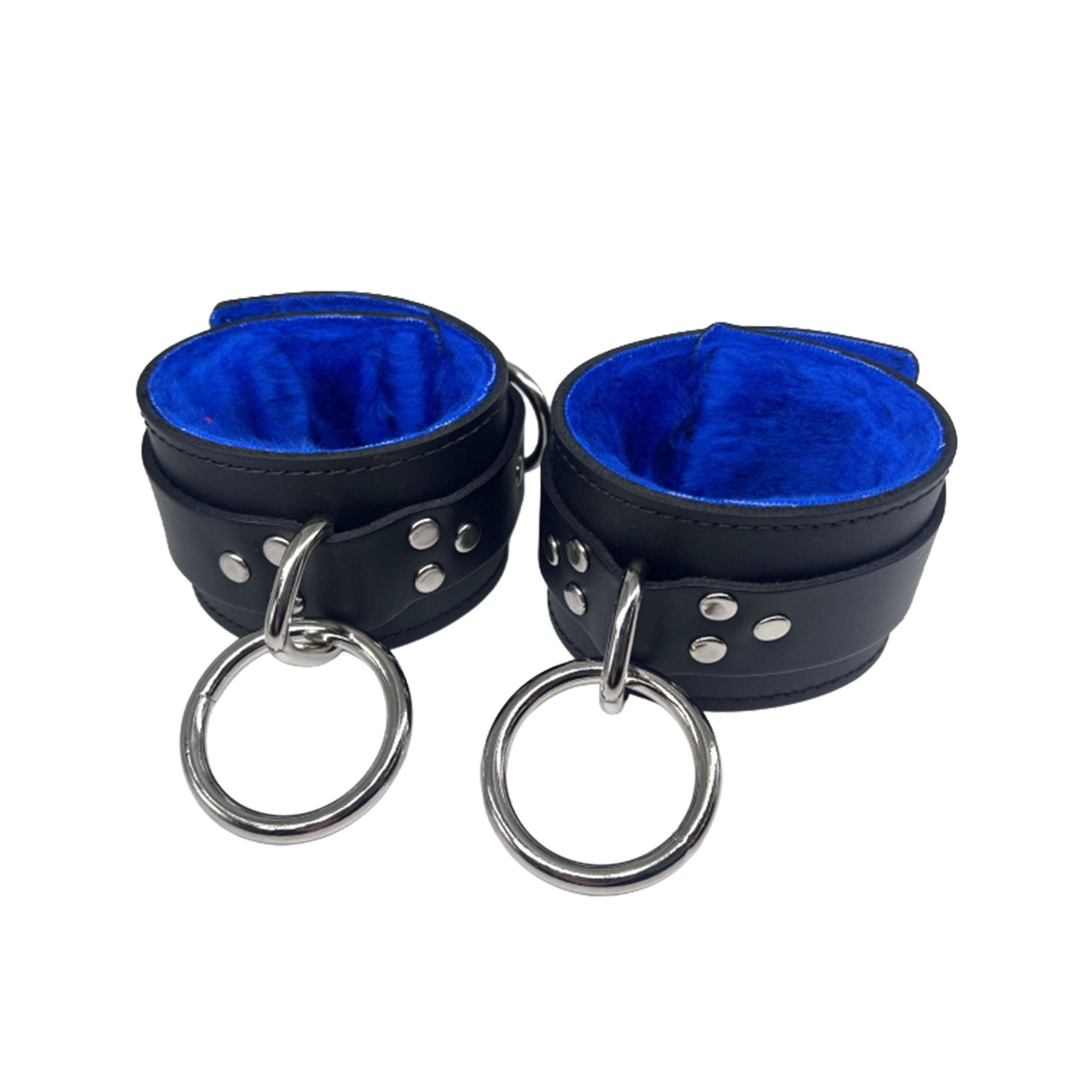 Leather latigo-leather genuine-leather fleece cotton-fleece accessories restraints cuffs wrist wristcuffs dual-layered fleece-lining fur-lining adjustable buckle jingle D-ring O-ring reinforced triple-reinforced durable soft luxury jingling fetish fashion alt-fashion bondage bdsm bdsm-fashion bdsm-gear restraints kink kinky kinky-gear kinkwear kinky-play adult-toys unisex black blue