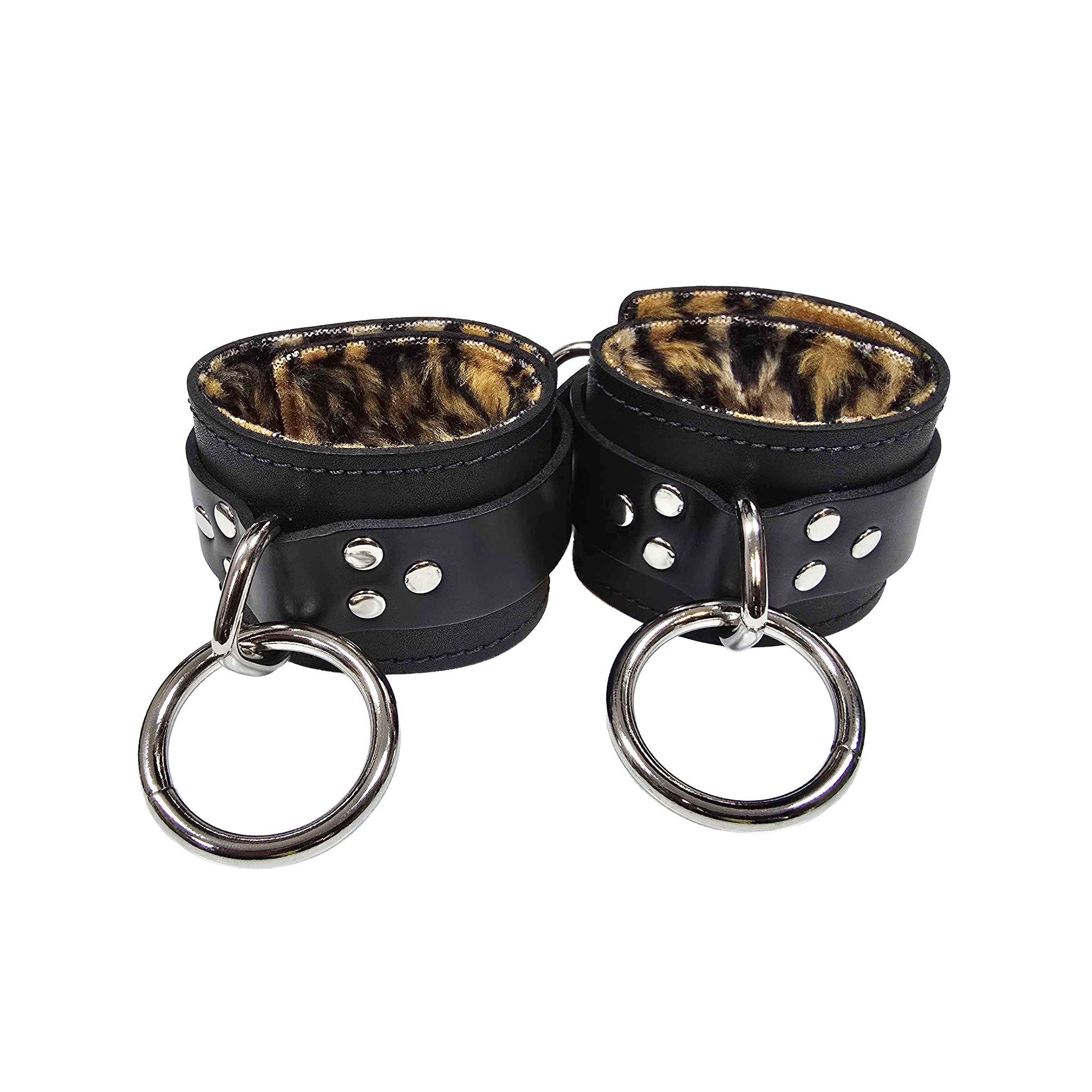 Leather latigo-leather genuine-leather fleece cotton-fleece accessories restraints cuffs wrist wristcuffs dual-layered fleece-lining fur-lining adjustable buckle jingle D-ring O-ring reinforced triple-reinforced durable soft luxury jingling fetish fashion alt-fashion bondage bdsm bdsm-fashion bdsm-gear restraints kink kinky kinky-gear kinkwear kinky-play adult-toys unisex black leopard