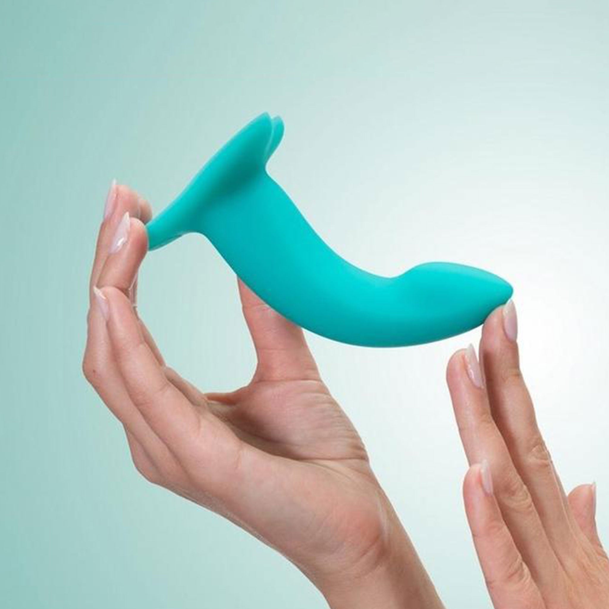 Silicone dildo dong non-vibe non-vibrating strap-on strapon play harness compatible gspot g-spot p-spot pspot prostate slim shaft flexible bendable positionable customizable wide suction-cup curved pronounced head waterproof adult-toys blue caribbean-blue 