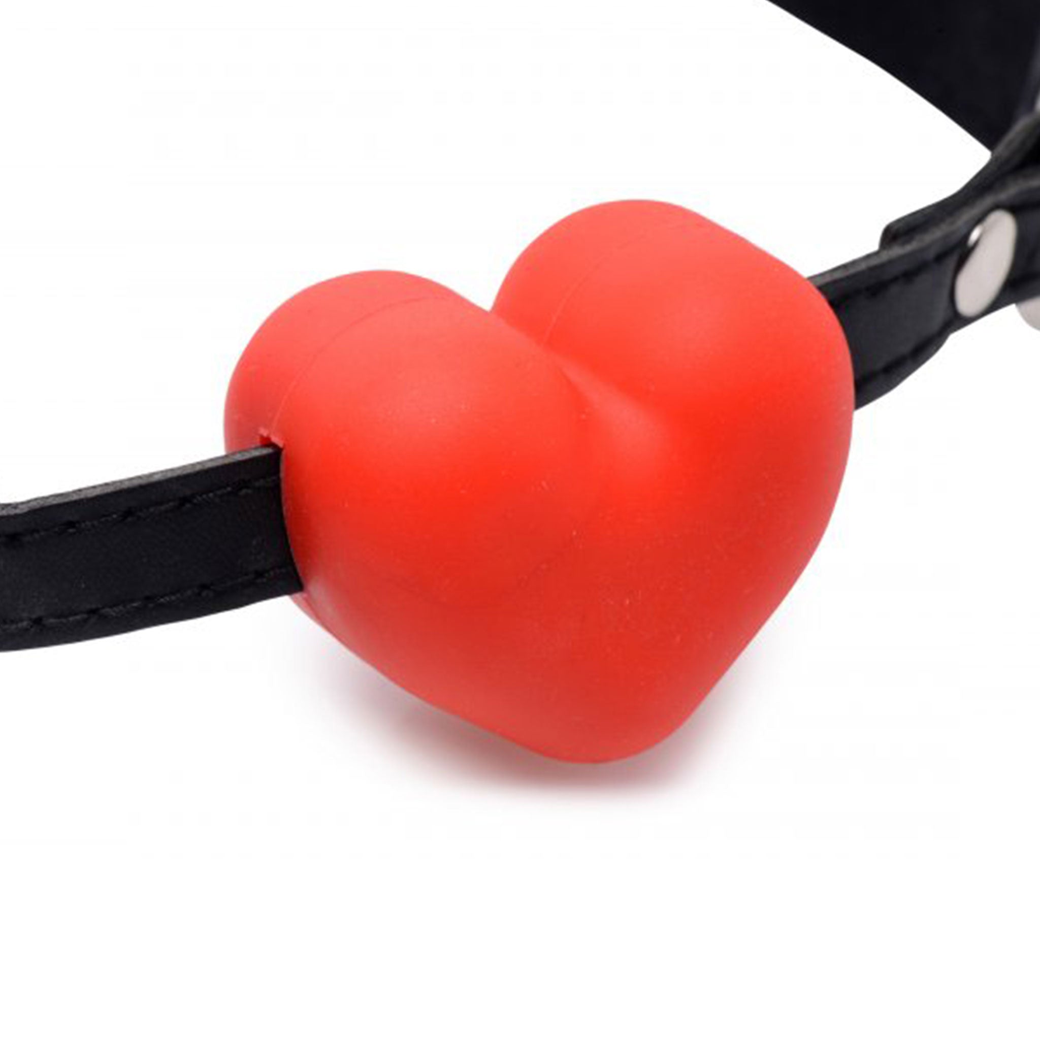 Silicone non-porous phthalate-free leather PU-leather accessories gag mouth-gag heart-shaped adjustable buckle soft playful odorless tasteless sexy fetish fashion alt-fashion alternative bedroom dungeon bondage bdsm bdsm-toys kink kinky kinky-play frisky heartbeat heart-beat sub submissive restraints muffled-sound stifled-speech valentines valentines-collection be-mine couples couples-play partnered-play adult-toys unisex red