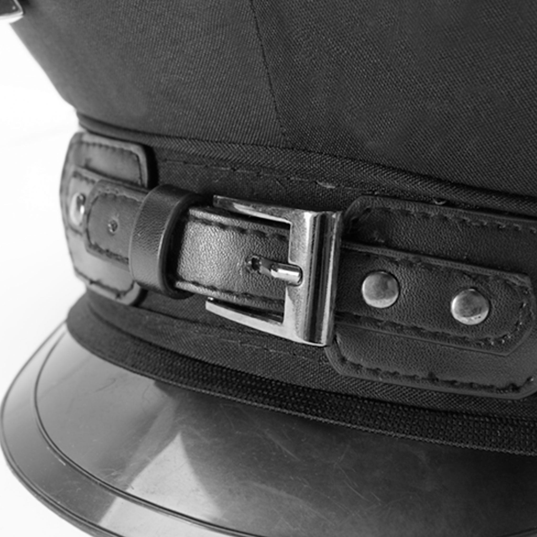 Polyester fabric woven inelastic PU faux-leather hat headgear military-hat horn horned chain hatband fetish-fashion alt-fashion goth gothic punk cyber devil demon edgy devilish fiendish demonic kink kinky kinky-fashion accessories halloween black silver