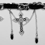 Stainless-steel 316# velvet crystal glass-crystal accessories jewelry necklace chain collar choker adjustable lobster-clasp cross crucifix pendant enamel enamel-inlay drops droplets lightweight comfortable drama dramatic dark-elegance timeless vintage charming charm fetish fashion alt-fashion goth gothic gothic-doll spooky creepy eerie halloween female femme feminine women black silver