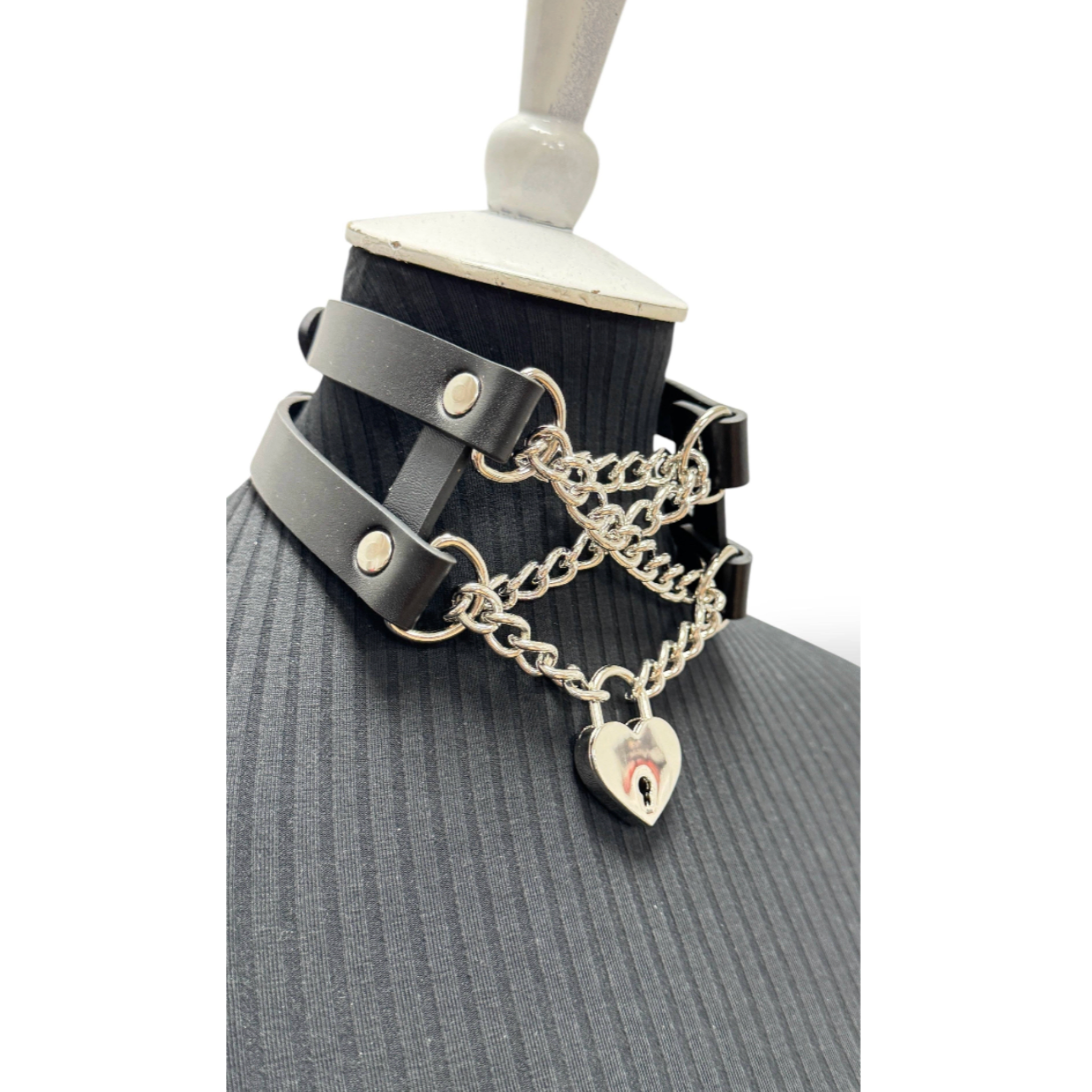 heart lock chain choker double strap leather gothic bondage necklace with dual buckle adjustable fetish accessory