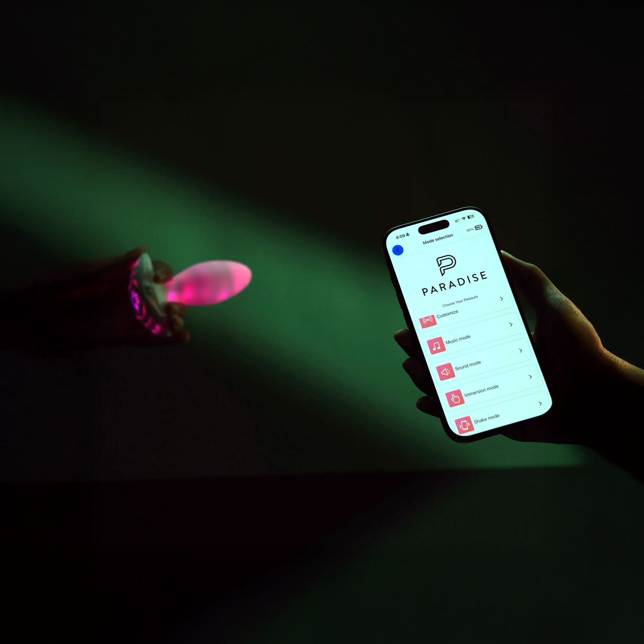 Silicone ABS-plastic insertable anal anal-toys anal-play butt-stuff glow-in-the-dark neon led-lights light-up anal-vibe vibe vibrator vibrating vibration tapered-tip flared-base customizable-patterns memory-function usb-rechargeable app-control app-compatible app-enabled vibrant-colors waterproof bath-play shower-play dynamic unisex adult-toys rainbow white
