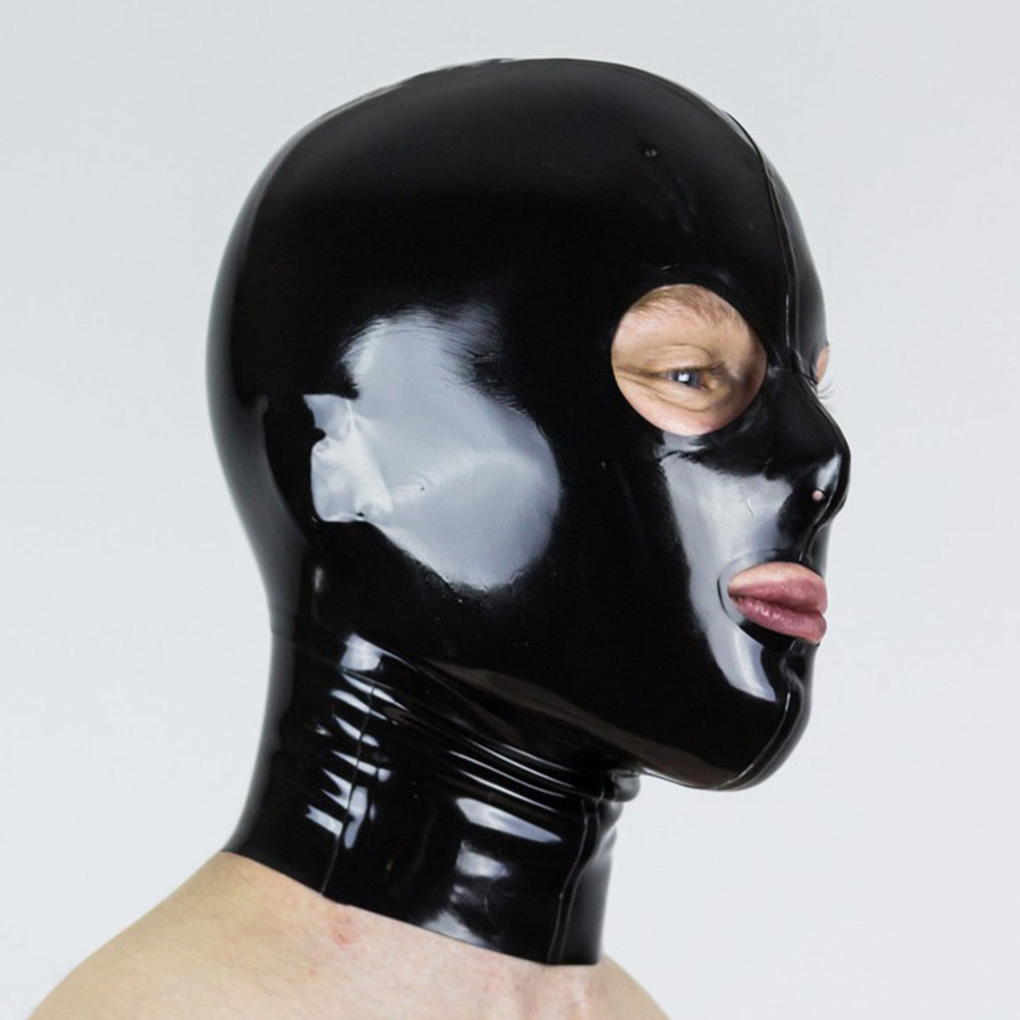 Latex rubber mediumweight medium-weight accessories mask hood bdsm-hood gimp-hood anatomical back-zip full-zip zipper eyeholes eye-holes mouth-hole nostrils nostril-holes shiny glossy fetish fashion alt-fashion bdsm kink kinky kinky-play gay pride black
