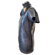 Latex rubber thick-latex thick-rubber etched geometric-pattern top shirt dress-shirt short-sleeve sleeves sleeved front-zip full-zip zipper lapel-collar tailored sleek fetish fashion alt-fashion classic kink kinky male masculine masc mens menswear guys dudes black sahara