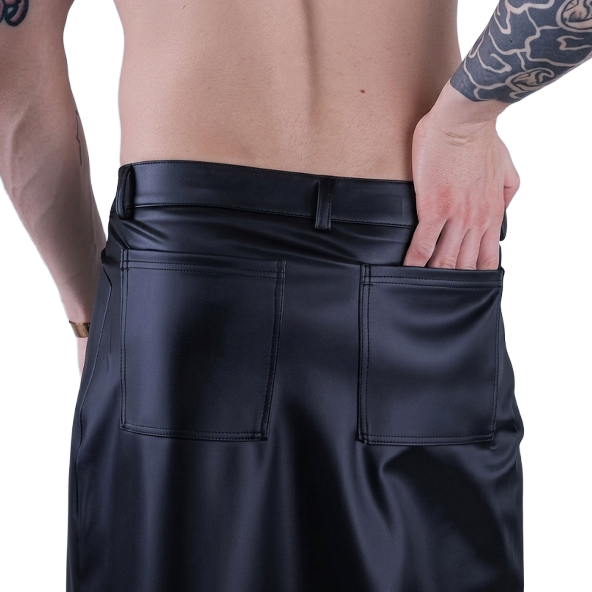 Leatherlook leather-look wetlook PU elastane polyester bottoms skirt kilt wrap-skirt overlap front-panels belt-loops snap-button press-stud back-pockets cool fashion fashionable rock punk daring bold fetish fashion alt-fashion male masculine masc mens menswear guys dudes unisex black 