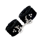 Latigo-leather leather restraint restraints ankle cuffs ankle-cuffs leg padded quilted rounded adjustable buckle locking lockable D-ring double-reinforced reinforced bondage bdsm bdsm-gear kink kinky kinky-play fetish black