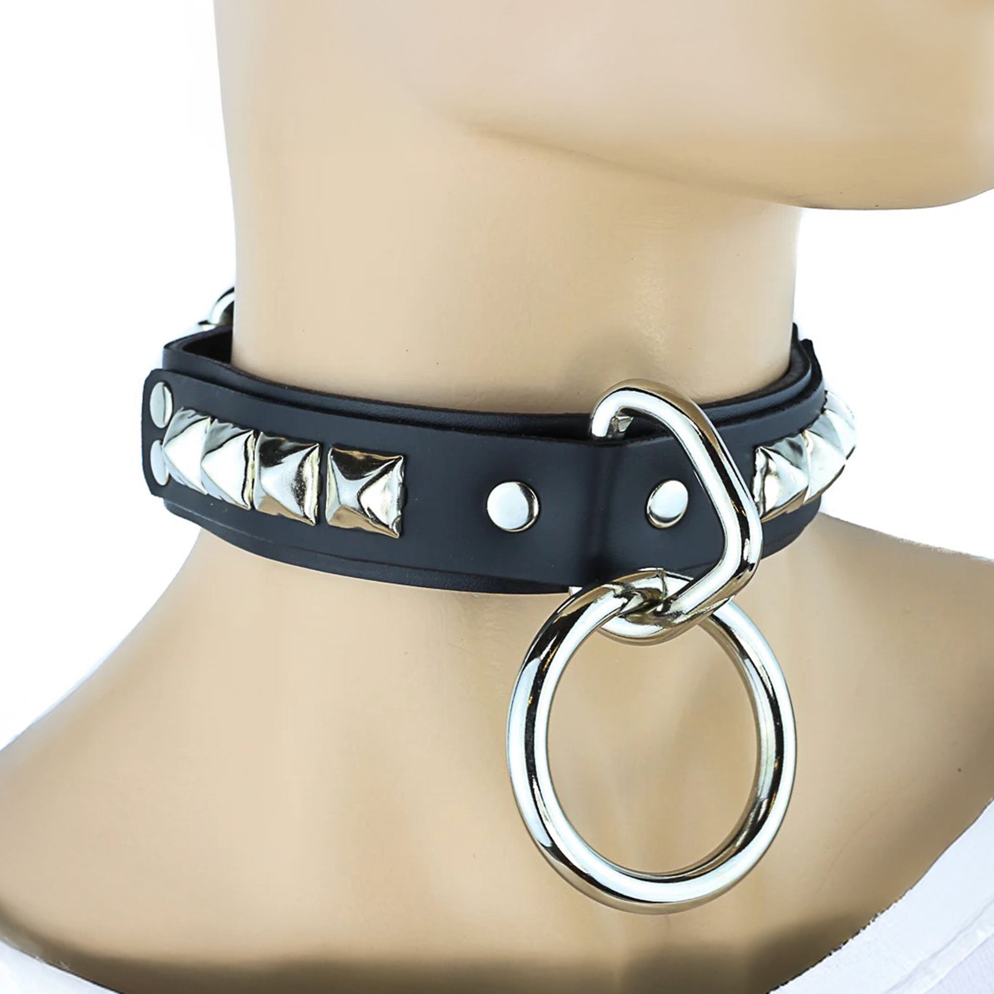 Leather vegan faux collar choker stud studs studded pyramid O-ring loop pentagon pentagonal adjustable buckle bondage bdsm pet-play pup fetish fashion punk goth gothic alt-fashion accessories black silver
