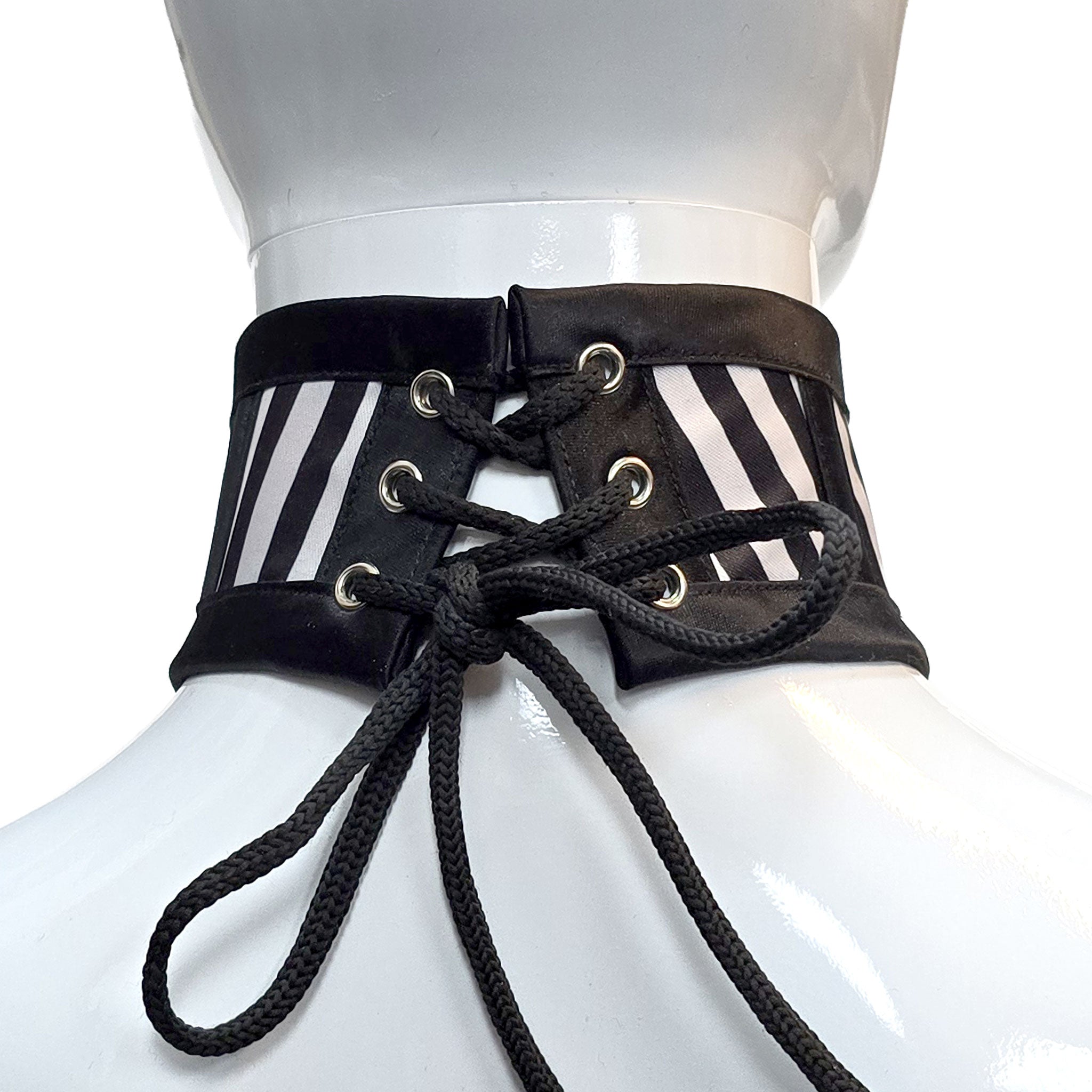 Satin nylon-cording grommets accessories neckwear collar choker posture-collar plastic-boning corset-style lacing back-closure elegant supple mid-weight structure sophistication ergonomic contoured form-fitting fetish fashion alt-fashion alternative punk goth gothic cyber cyberpunk festivalwear burning-man rave raver-babe bondage bdsm bdsm-fashion kink kinky kinkwear costume cosplay halloween unisex black white stripes 