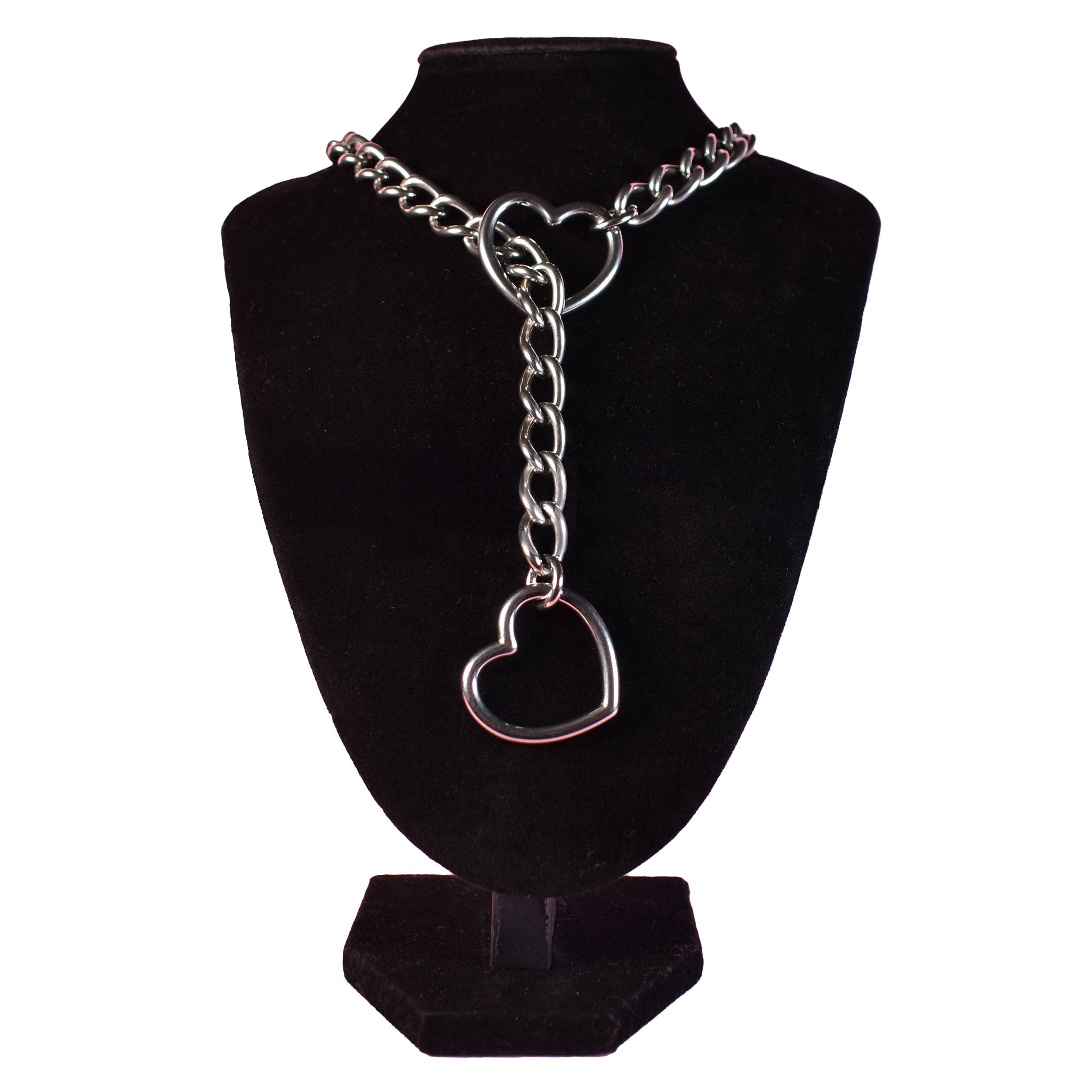 Stainless-steel chain thick-chain accessories jewelry necklace collar choker choke-chain jump-chain slip-chain jump-rings heart heart-shaped tugging pulling tugproof tug-proof fetish fashion alt-fashion bdsm bdsm-play bondage domination submission kink kinky kinky-play pet-play pup-play control silver