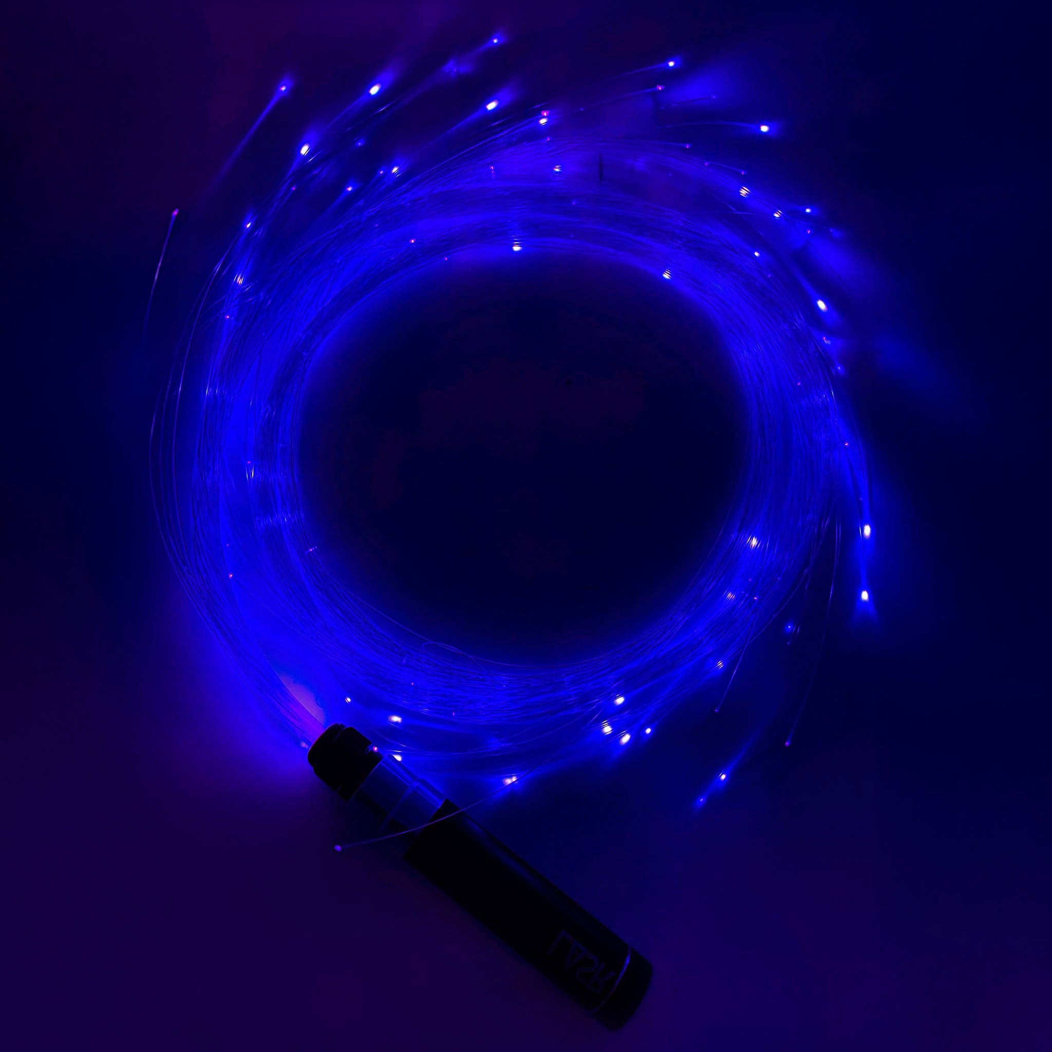 LED-lights fiberoptic-cable fiber-optic accessories whip glow-whip lightup light-up light-modes dim-light bright-light flash-light usb-rechargeable rave festival goth gothic club dance dancefloor dance-floor bondage bdsm bdsm-gear bdsm-toys impact impact-toys impact-play kink kinky kinky-play costume cosplay halloween unisex violet ultraviolet