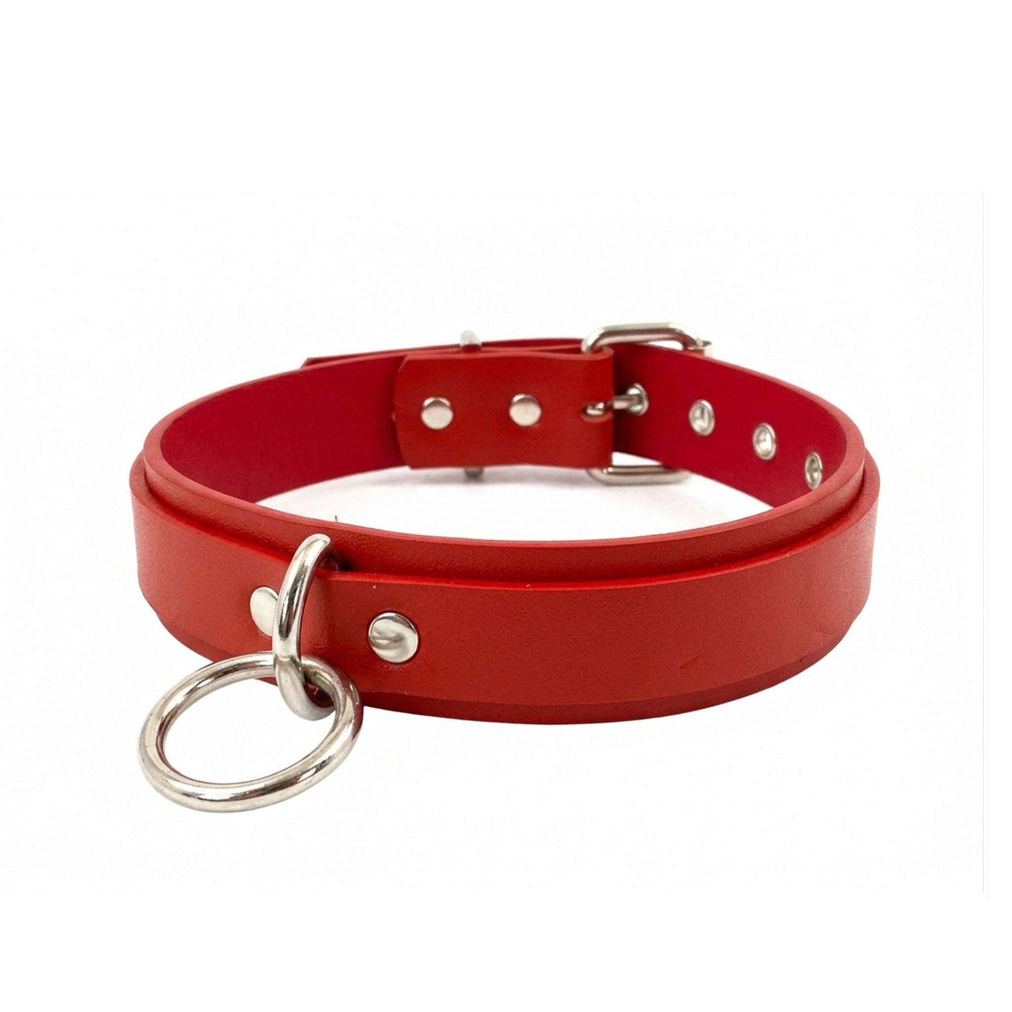 Leather vegan-leather grommets accessories neckwear collar choker double-layer dual-layer O-ring pentagonal-ring pentagon-ring adjustable buckle roller-buckle matte-finish fetish fashion alt-fashion alternative punk rock goth gothic bondage bondage-collar bdsm bdsm-gear bdsm-toys bdsm-fashion kink kinky kinkwear kinky-toys kinky-play pet-play pet-training costume cosplay halloween gifts unisex adult-toys red