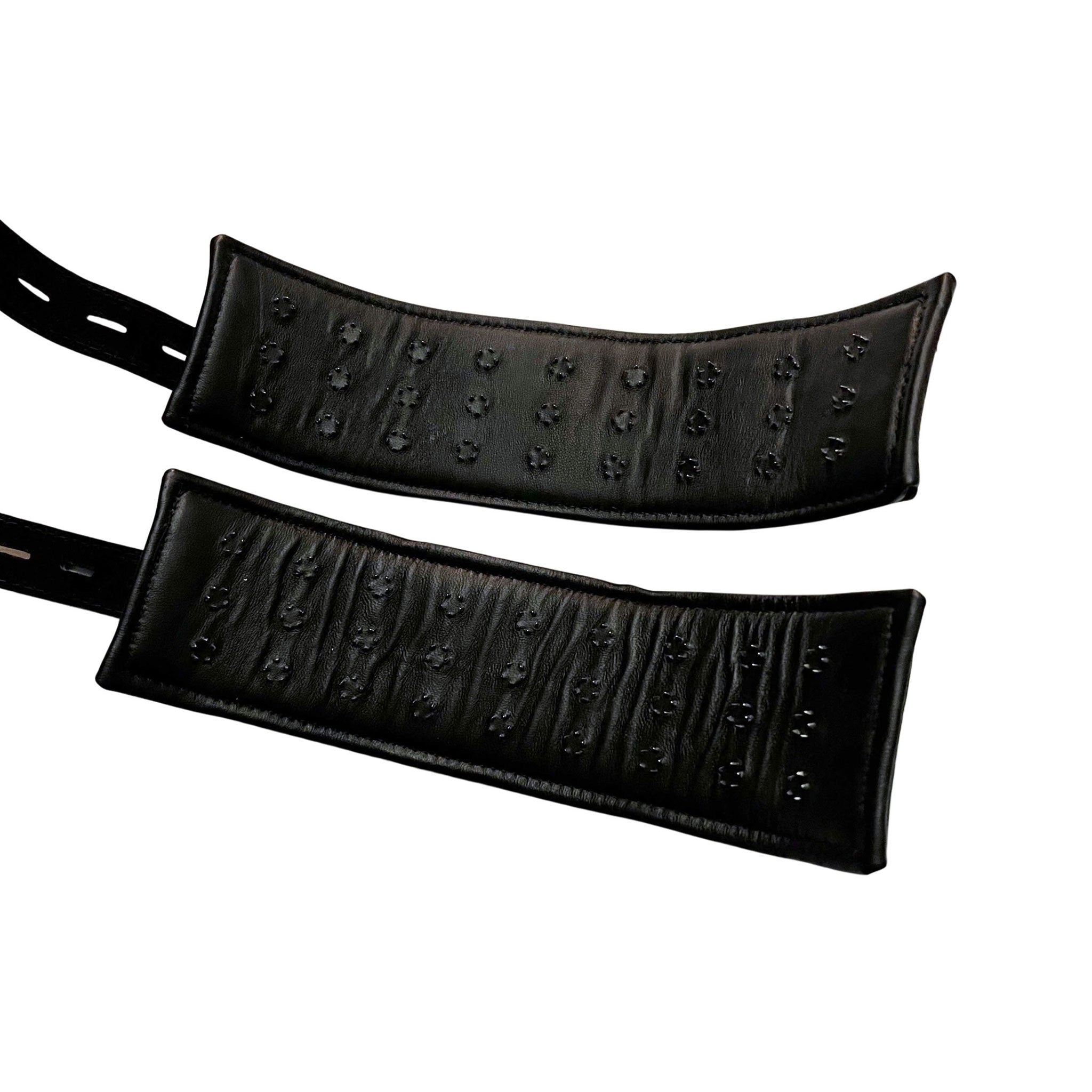 Leather thick-leather metallic-chain accessories restraints wrist wrist-cuffs metal-teeth vampire-teeth spike spikes spiked spiked-lining lockable locking dual-layer D-ring O-ring spring-clasp connecting-chain bondage bdsm sadism masochism sadist masochist kink kinky kinky-play sensory-play sensory adult-toys black