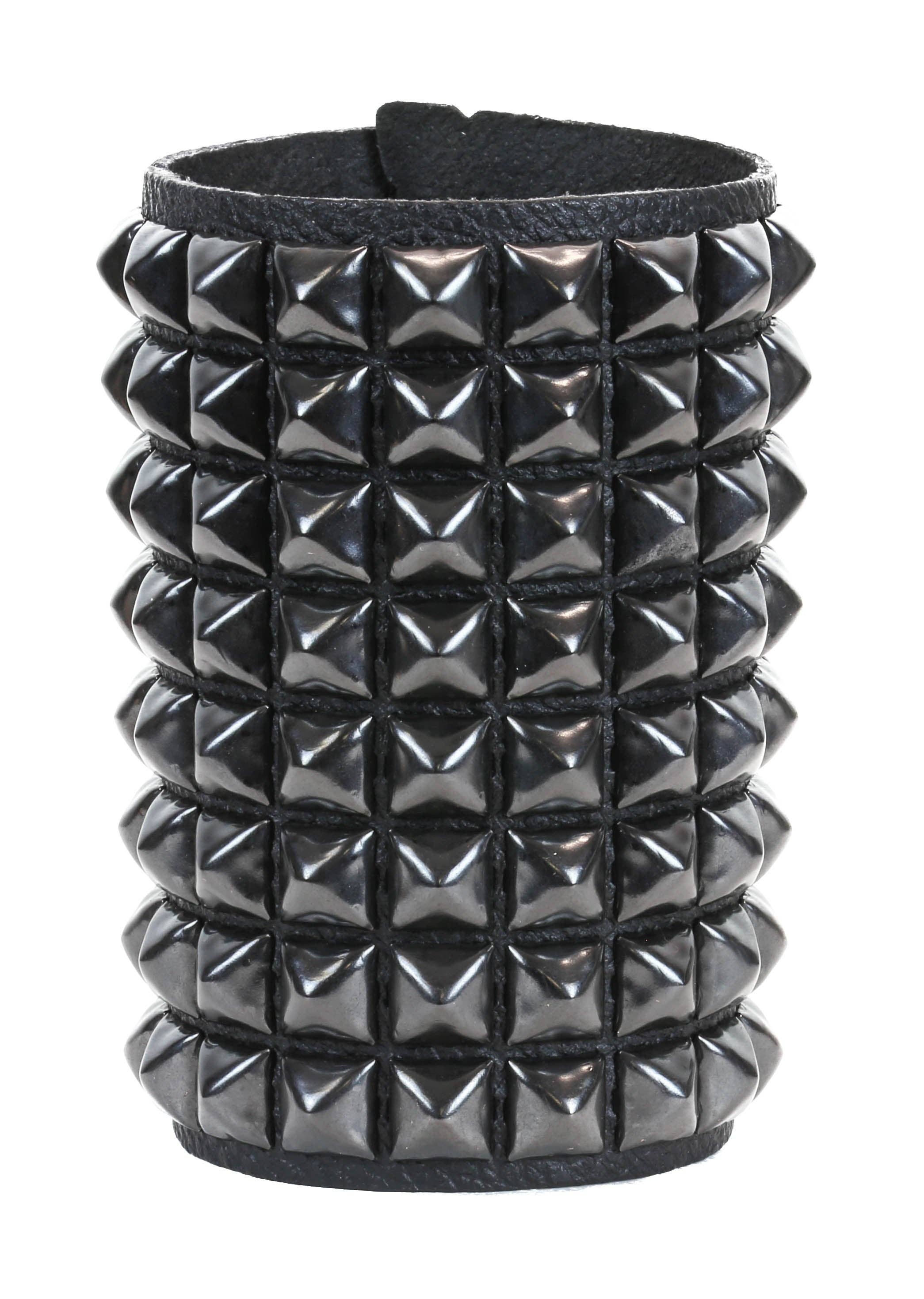 8 ROW PYRAMID STUD SNAP BRACELET