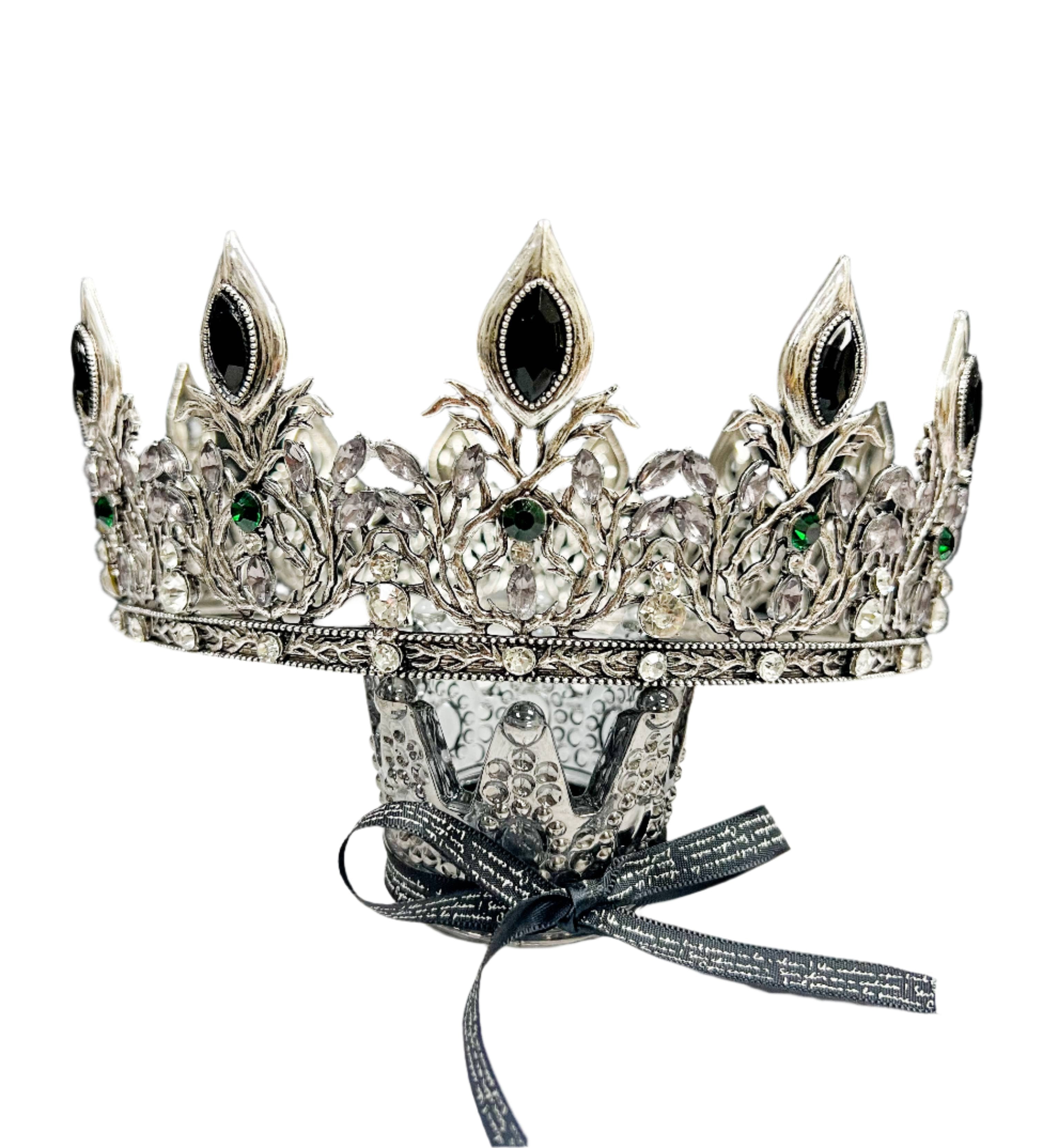 Vintage silver king crown, black gemstone crown, gothic king crown, silver crown with black gems, regal gothic crown, silver and black gem king crown.