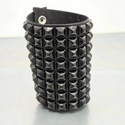 8 ROW PYRAMID STUD SNAP BRACELET